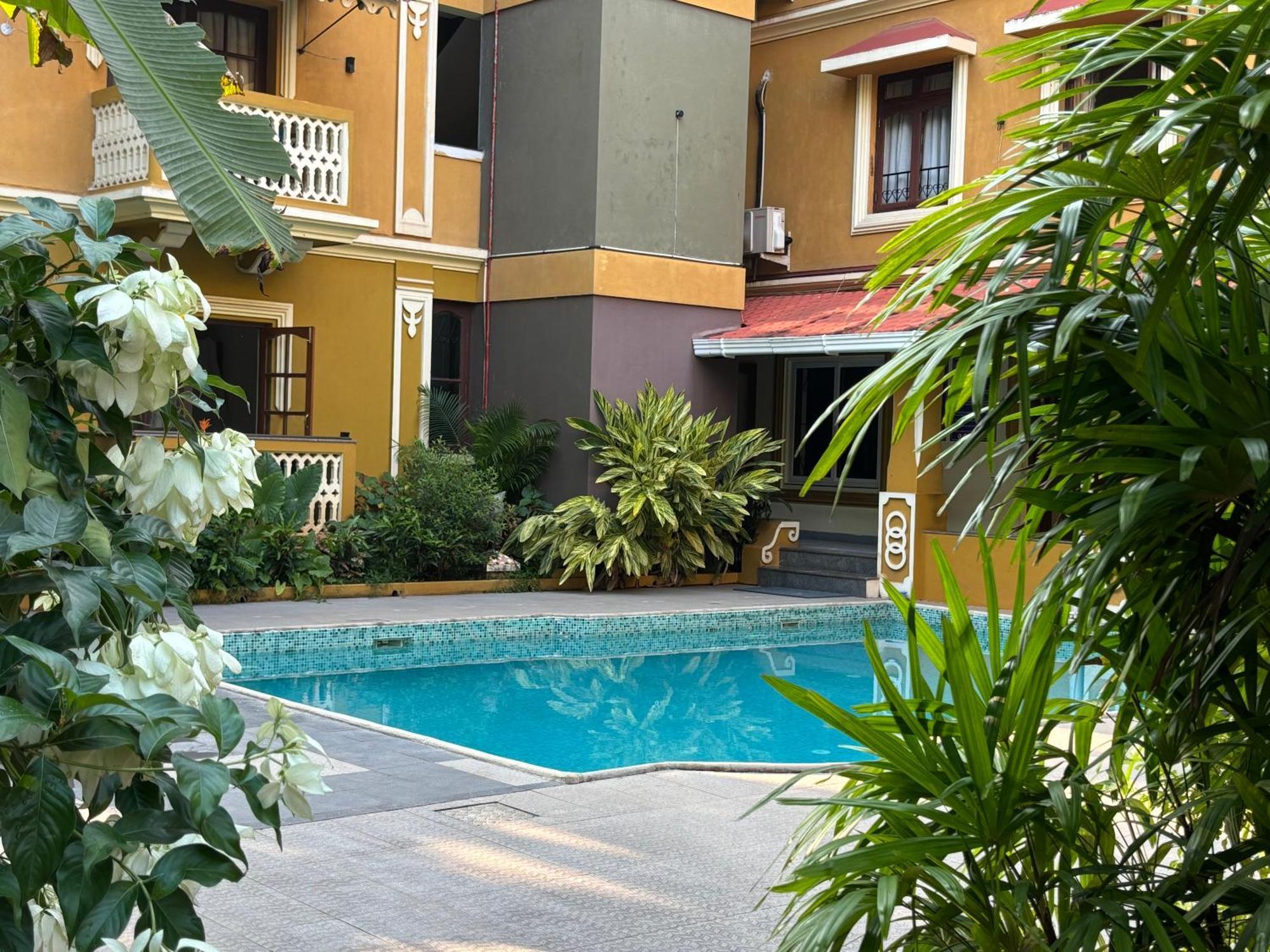 The Majorda Pristinne Hotel 外观 照片